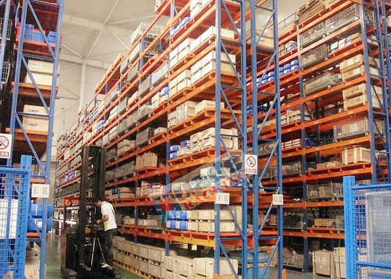 Stahlpalettenregal Q345, das Hochleistungsracking des lager-2000kg beiseite legt
